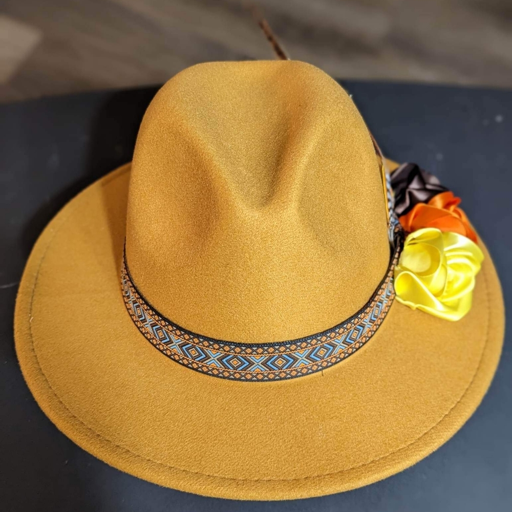 Custom hat - Picture 3 of 5